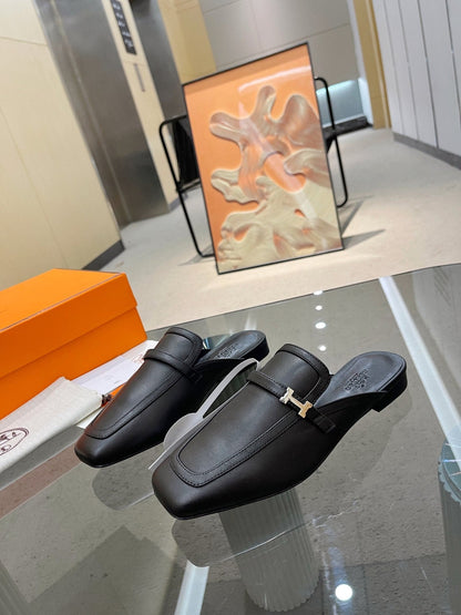 GROUPIE MULE BLACK LAMBSKIN