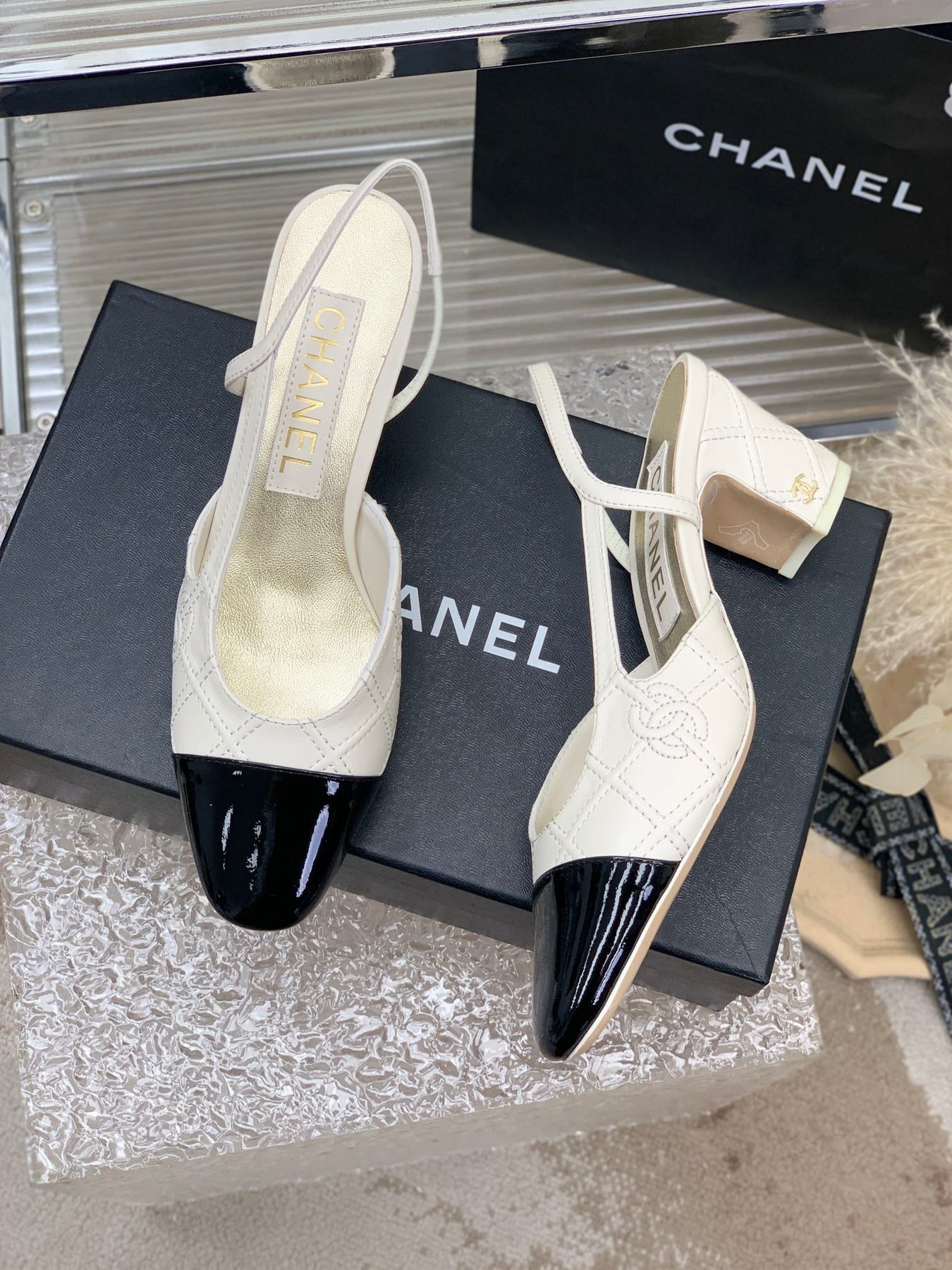 HIGH SLINGBACKS 65 WHITE MIX BLACK CALFSKIN
