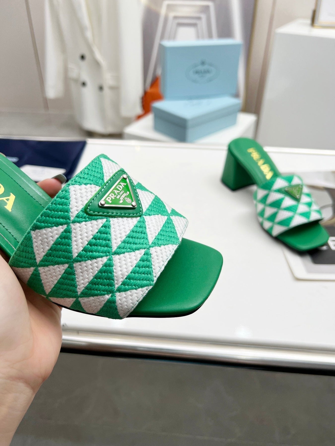 PRA EMBROIDERED SLIDES 65 GREEN FABRIC