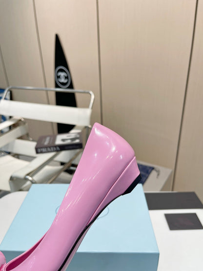 BALLET FLATS POINTED TOE IN PINK SHINY CALFSKIN ATTACHED FLOWERS