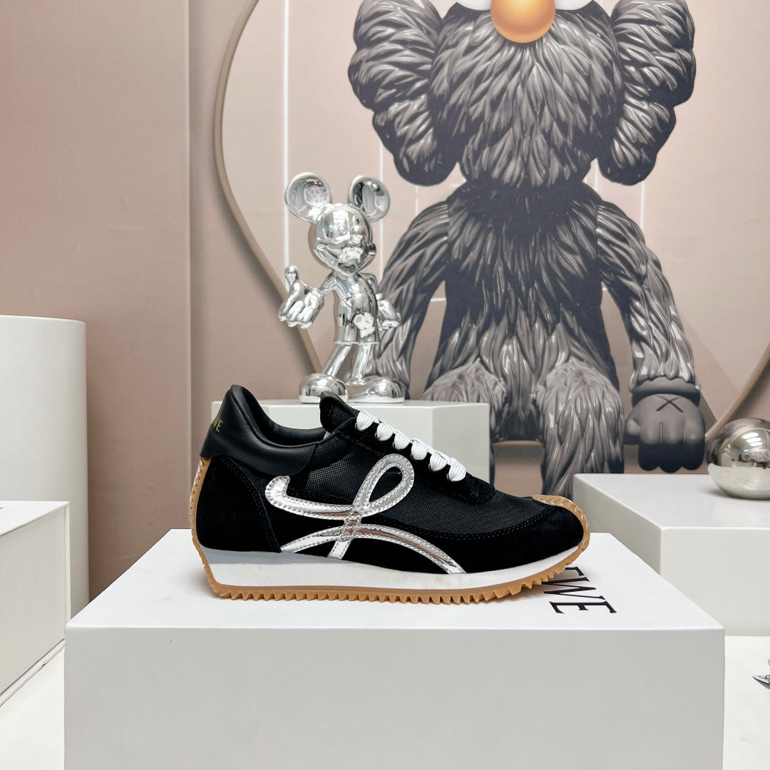 FLOW RUNNER SNEAKER IN BLACK SUEDE AND SHEEPSKIN