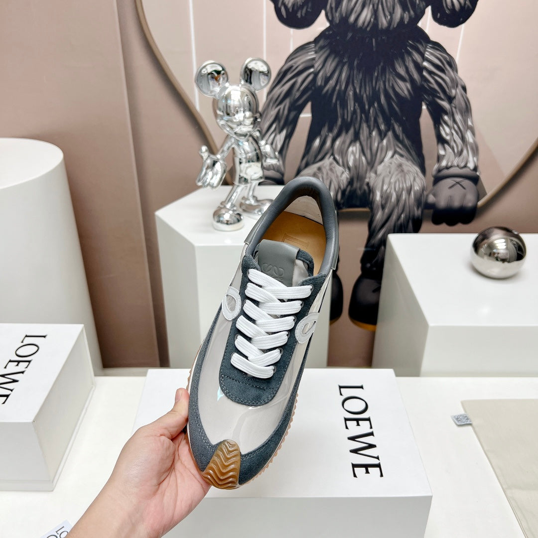 FLOW RUNNER SNEAKER IN SLATE GRAY SUEDE AND PALE GRAY SHEEPSKIN