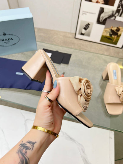 PRA FLOWER BLOCK HEELS 75 BEIGE CALFSKIN