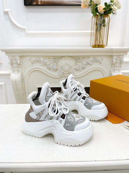 LV ARCHLIGHT 2.0 PLATFORM SNEAKER IN WHITE MIX DOVE GRAY MIX OF MATERIALS