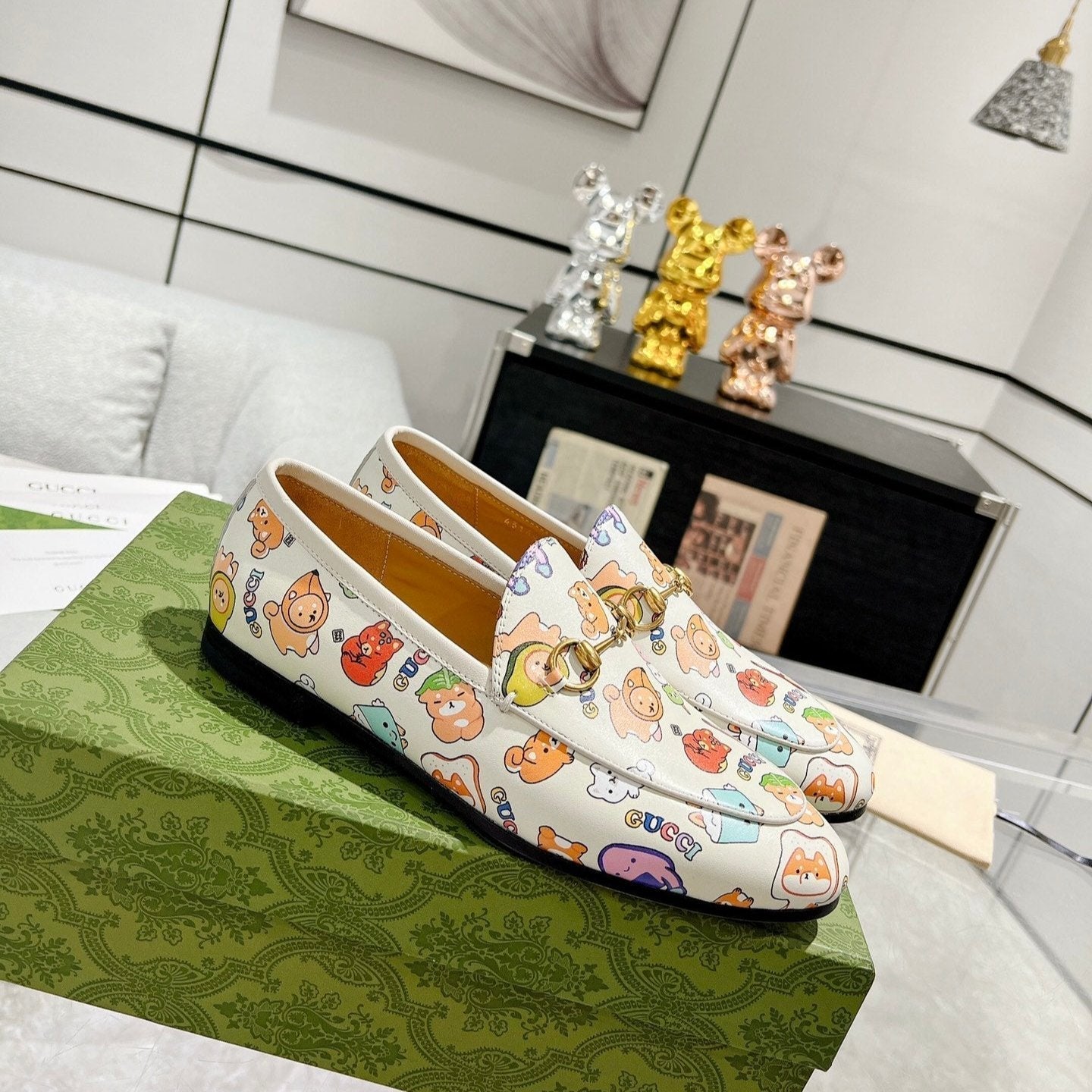 HORSEBIT LOAFER WITH CUTE ANIMAL PRINT IN WHITE CALFSKIN