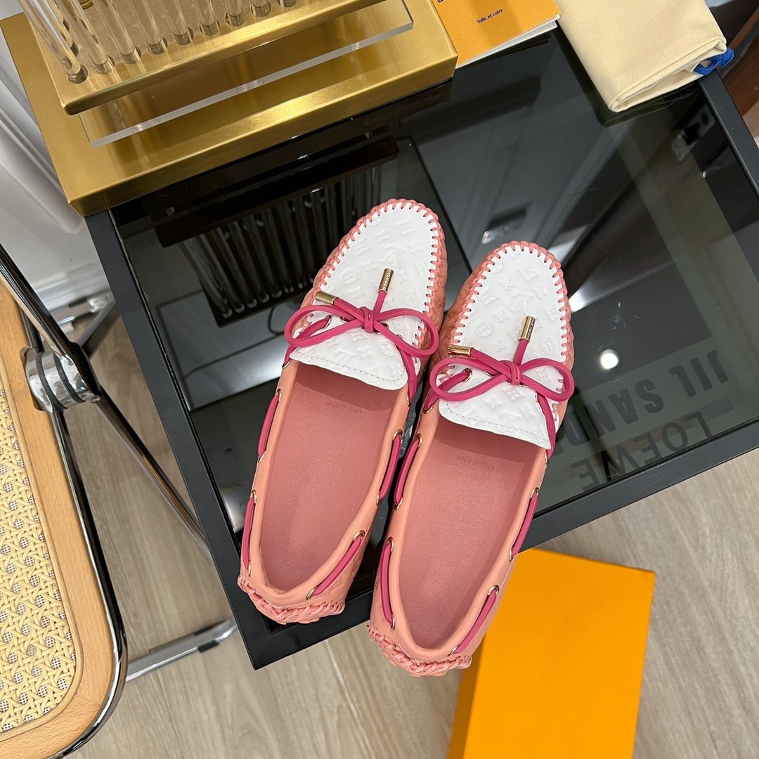 LV GLORIA FLAT LOAFER LOGO STAMPING WHITE PINK