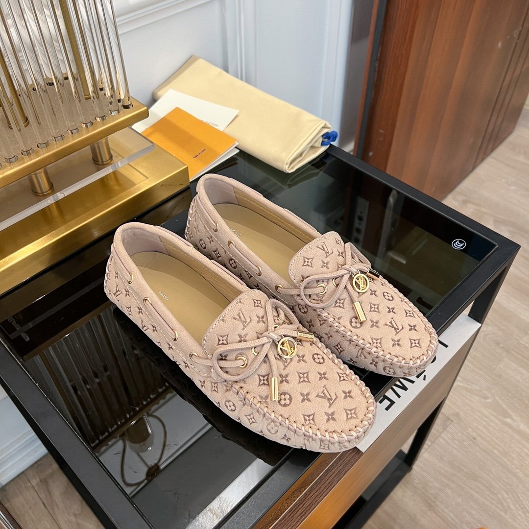 LV GLORIA FLAT LOAFER LOGO STAMPING BEIGE