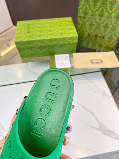 PLATFORM SANDALS IN EMERALD GREEN MONOGRAM IMPORTED TPU