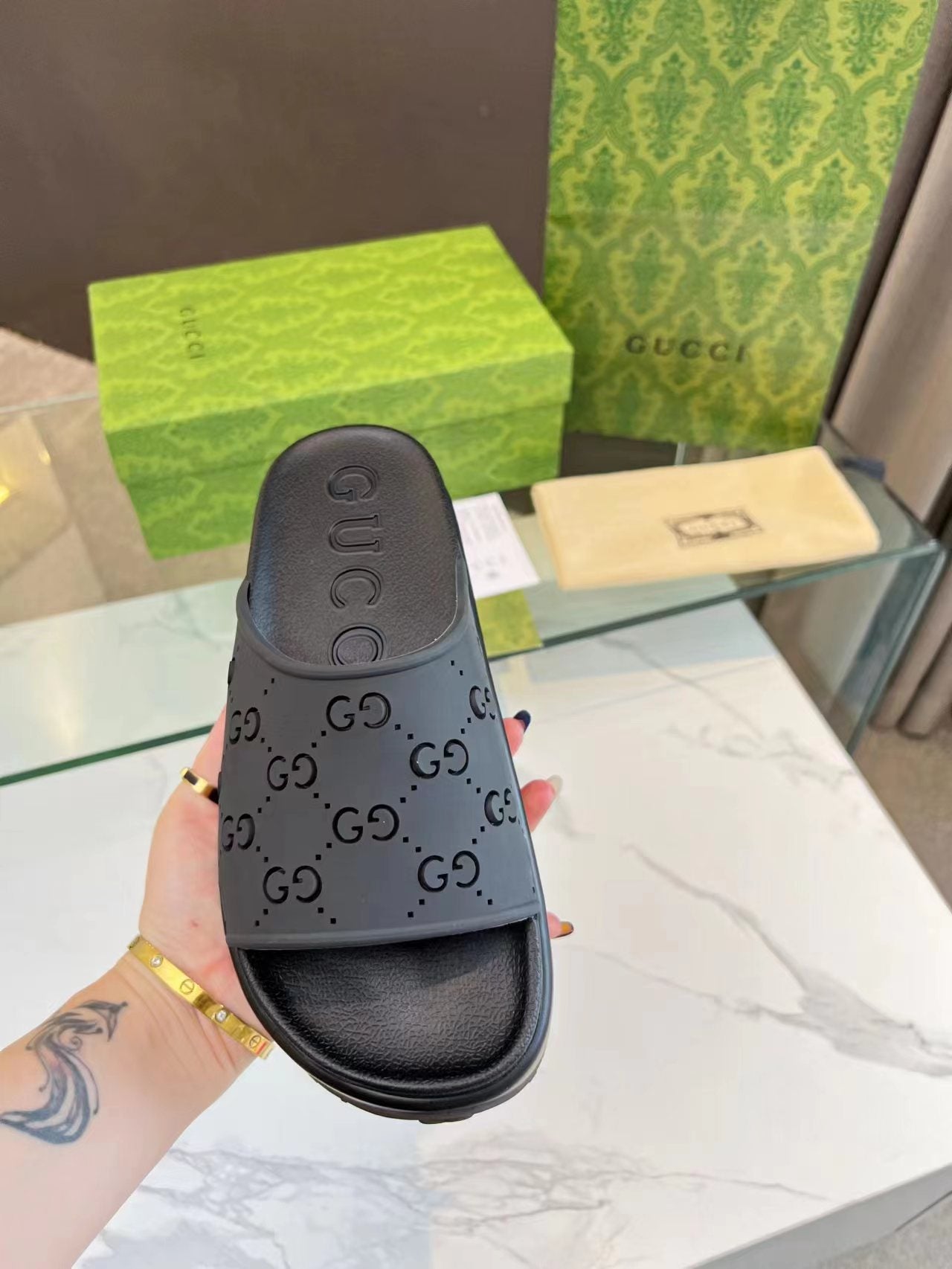 PLATFORM SANDALS IN BLACK MONOGRAM IMPORTED TPU