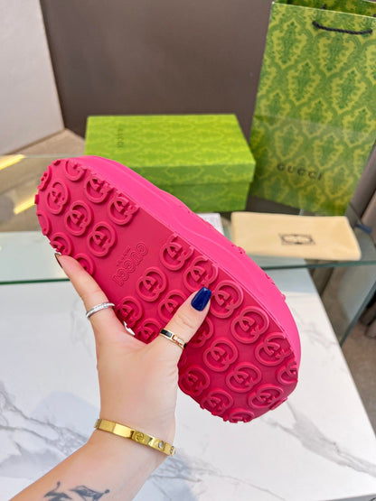 PLATFORM SANDALS IN BRIGHT PINK MONOGRAM IMPORTED TPU