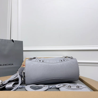 NEO CAGOLE 26 IN GREY LAMBSKIN