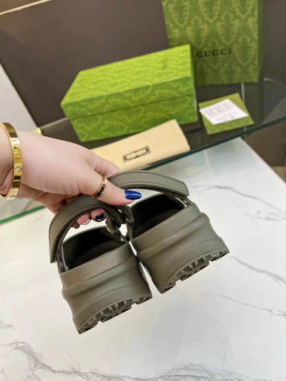 HORSEBIT FLATFORM SANDAL 5 CM IN ARMY GREEN IMPORTED TPU