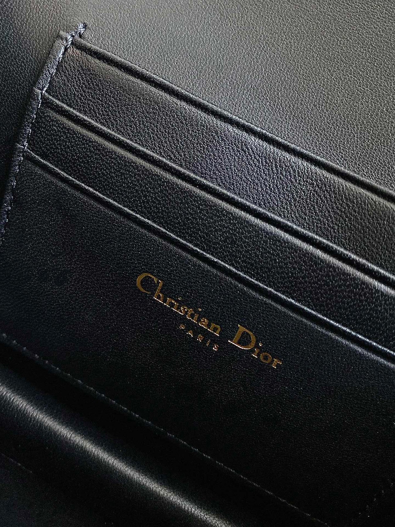 MINI CHAIN BAG 17 IN BLACK CALFSKIN