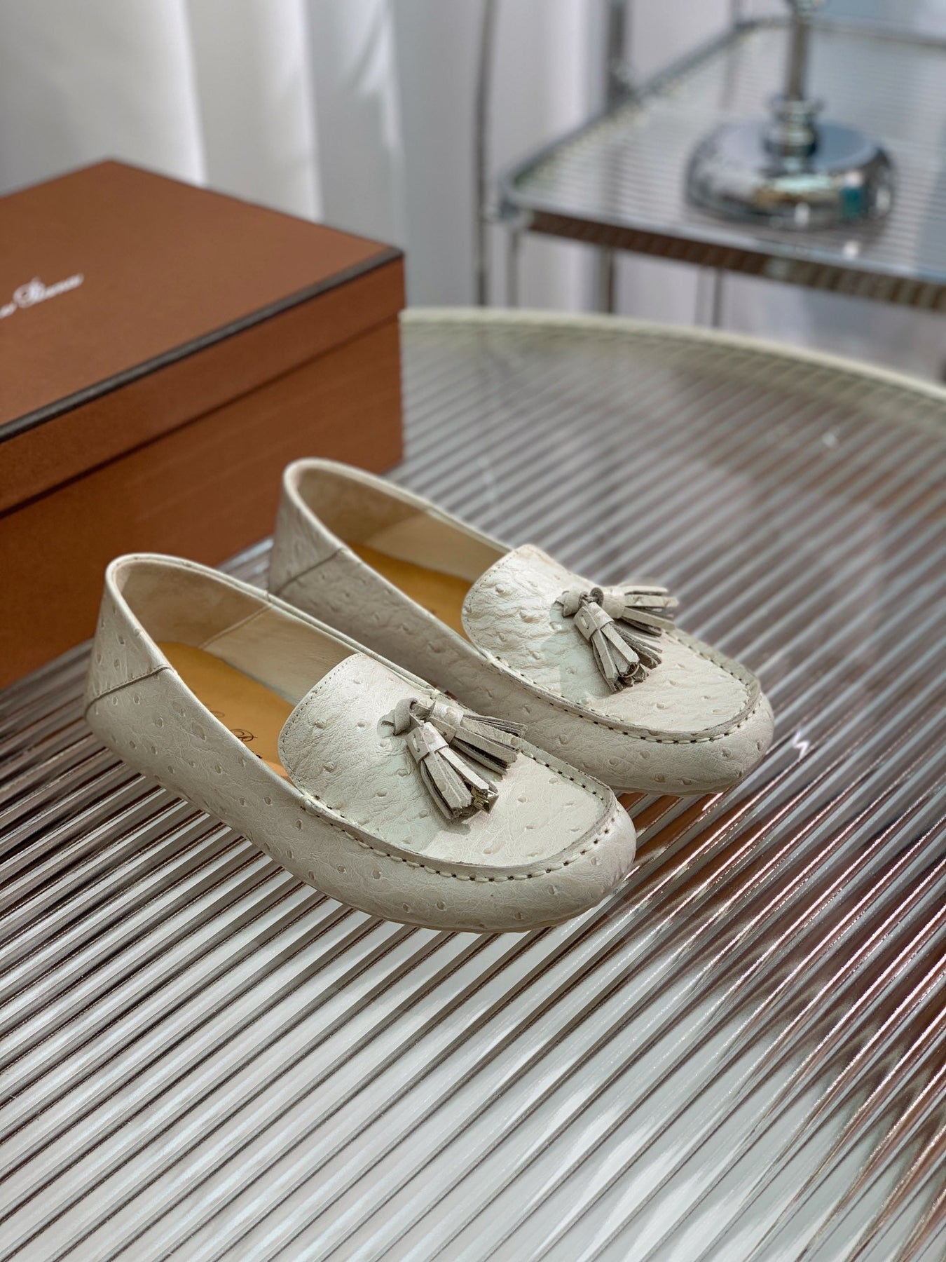 LP SPECIAL DOT SOLE WALK LOAFERS WHITE LAMBSKIN