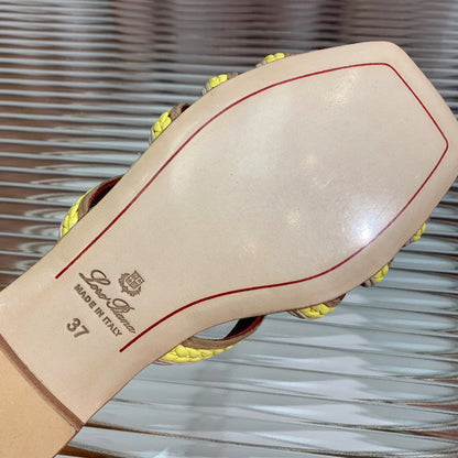 LP SPRIGHTLY CHARMS FLAT SANDAL LEMON CALFSKIN