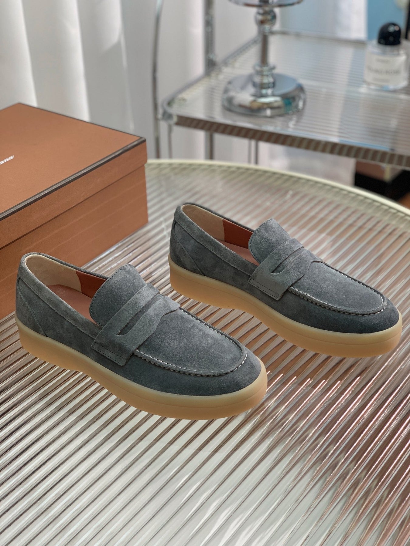 LP RETRO SUMMER WALK LOAFERS GRAY BLACK SUEDE