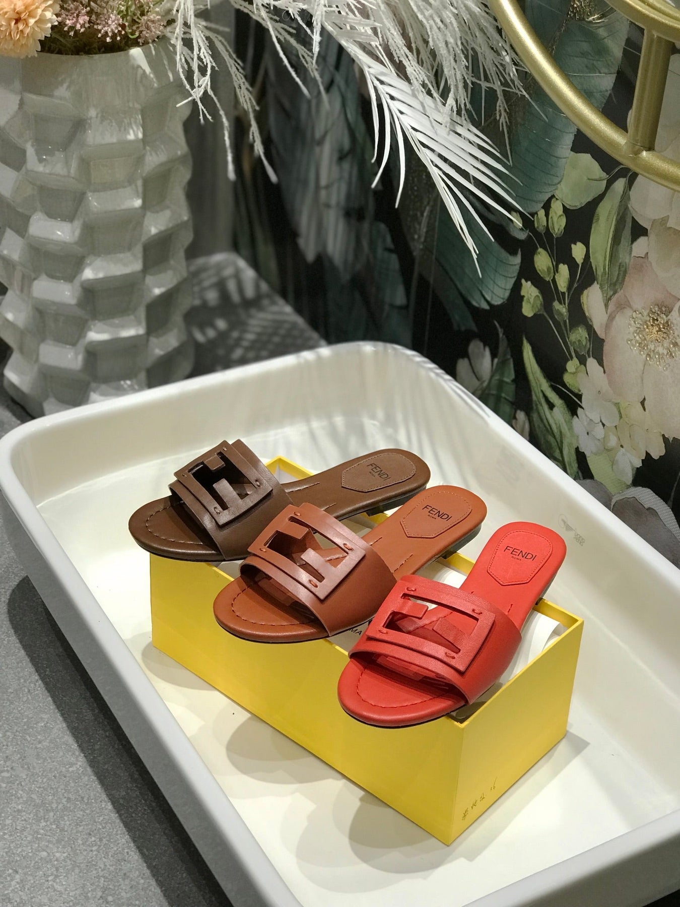 FENDI BAGUETTE SLIDES IN CINNAMON BROWN LAMBSKIN