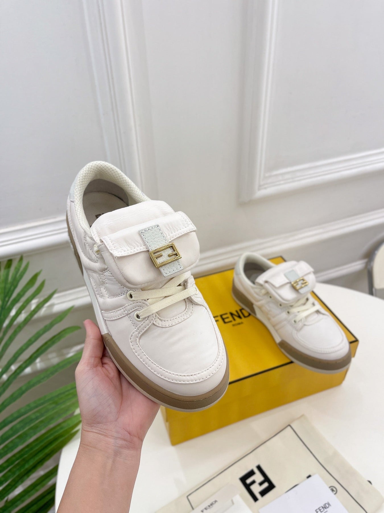 FENDI TRAINER SNEAKER IN WHITE LAMBSKIN