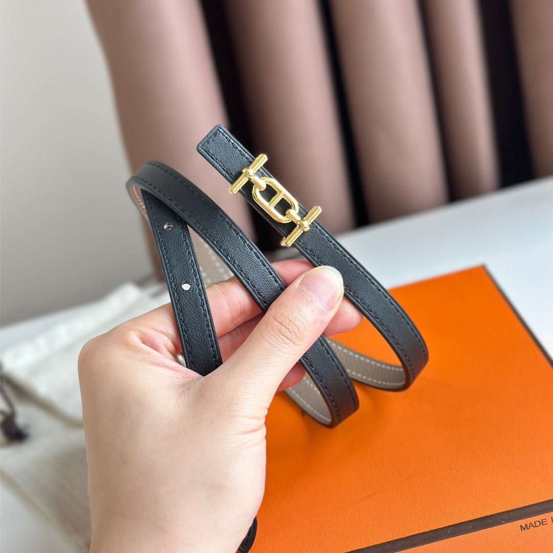 HM ANCRE BUCKLE & REVERSIBLE BLACK AND KHAKI BROWN LEATHER STRAP 13MM GOLD HARDWARE