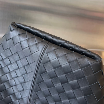 FLIP FLAP 23 BAG IN BLACK LAMBSKIN