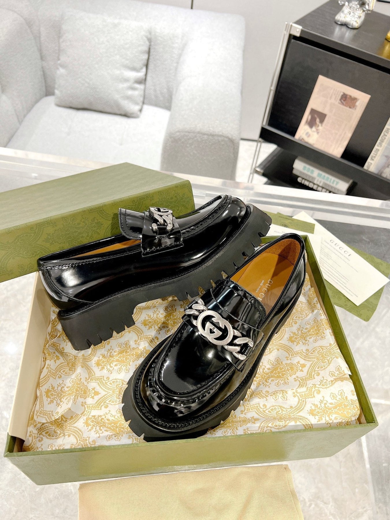 GG LOAFER WITH GG CHAINS GLOSSY BLACK CALFSKIN