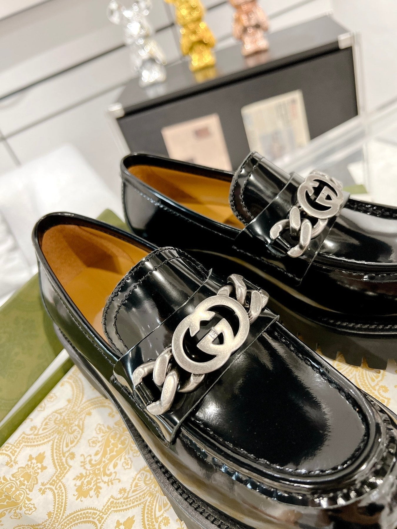 GG LOAFER WITH GG CHAINS GLOSSY BLACK CALFSKIN