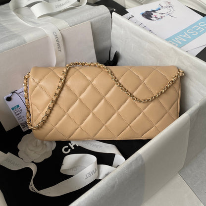 CC 26 CLUTCH WITH CHAIN BAG IN DARK BEIGE CALFSKIN