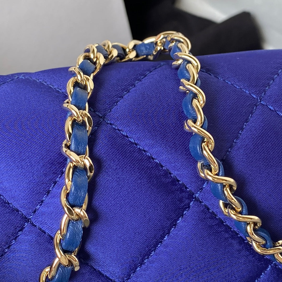 CC 26 CLUTCH WITH CHAIN BAG IN COBALT BLUE CALFSKIN