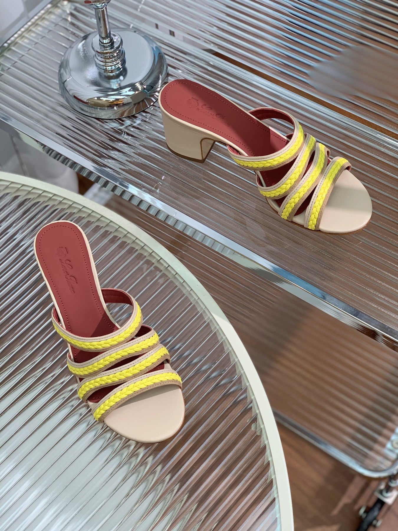 LP SPRIGHTLY CHARMS MID-SANDAL LEMON CALFSKIN