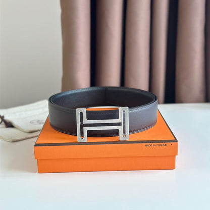 HM  BELT BUCKLE & REVERSIBLE BLACK LEATHER STRAP 38MM SILVER HARDWARE