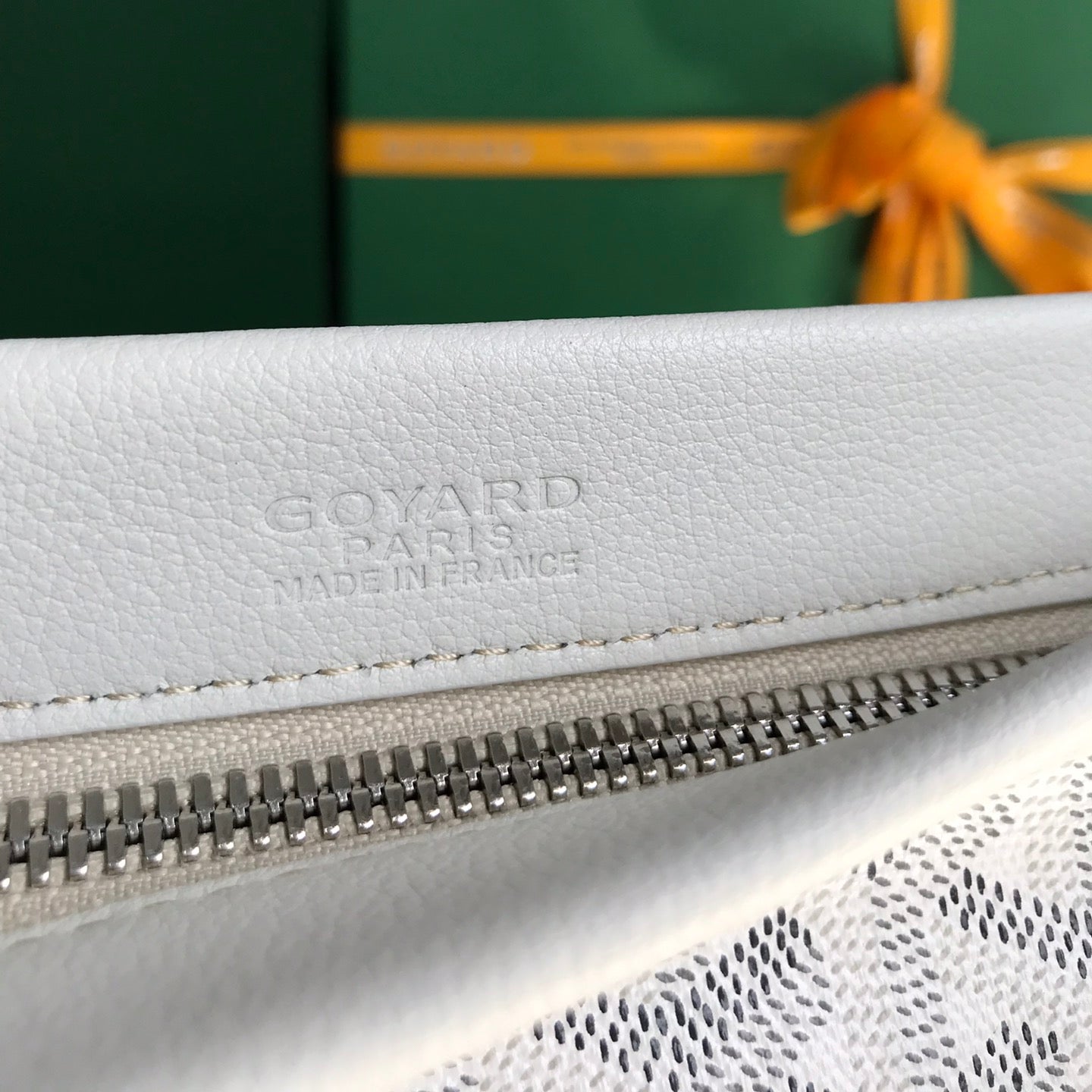 CONTI POUCH 24 IN WHITE LAMBSKIN AND GOYARDINE CANVAS