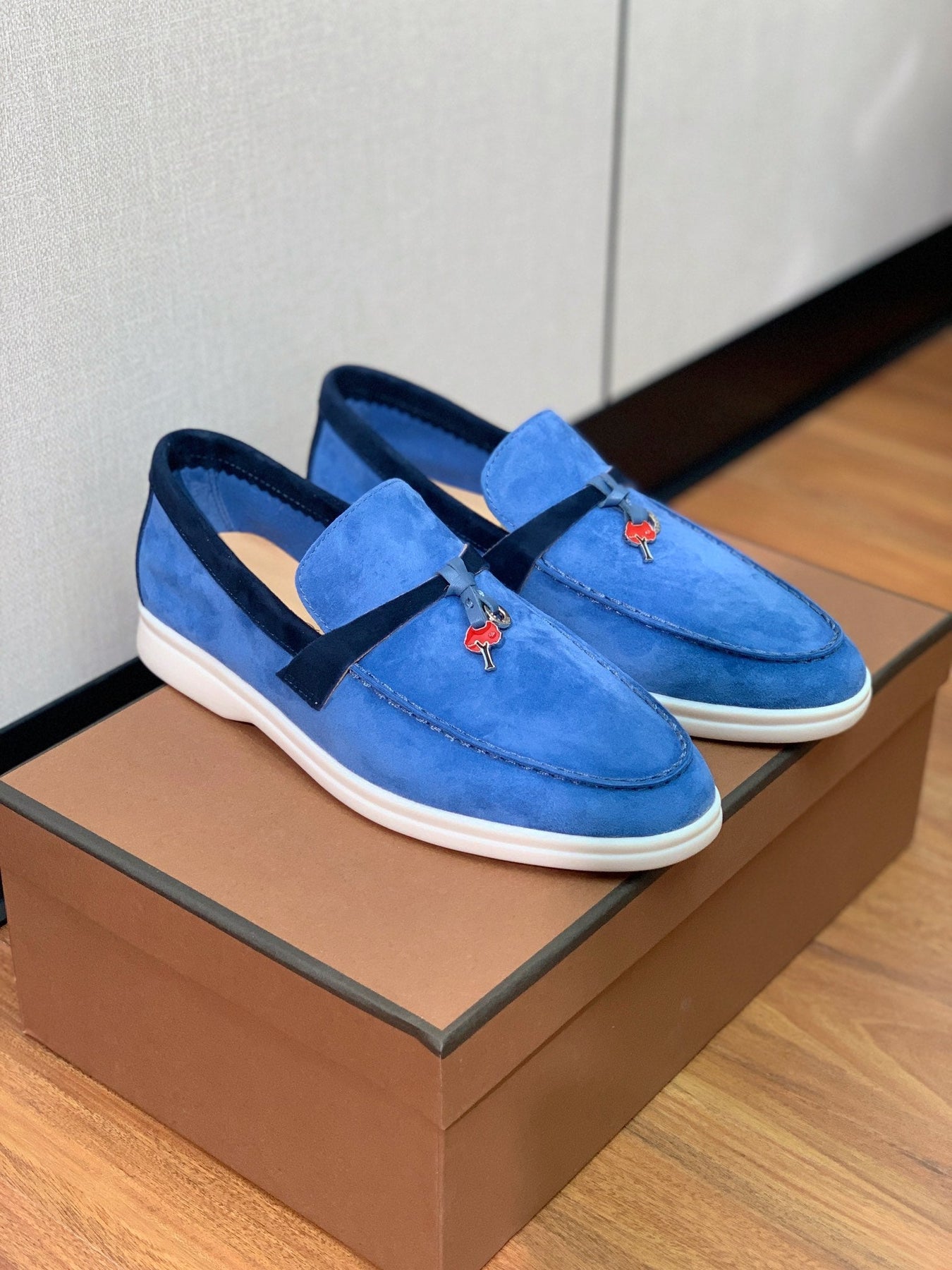 LP CHARMS WALK BABOUCHE LOAFERS COBALT SUEDE