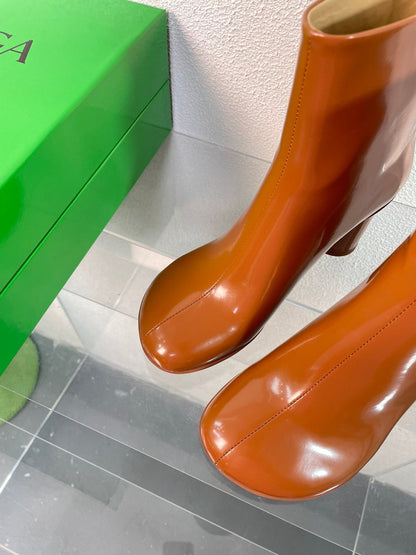 ATOMIC ANKLE BOOT IN BRONZE BROWN CALFSKIN 75 MM