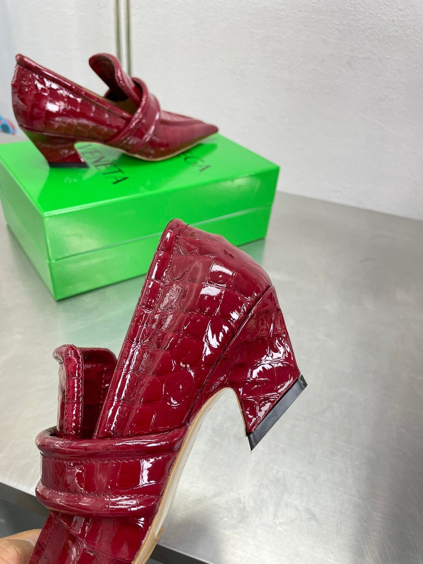 HIGH PUMP 35 MM IN SCARLET RED PATENT CALFSKIN