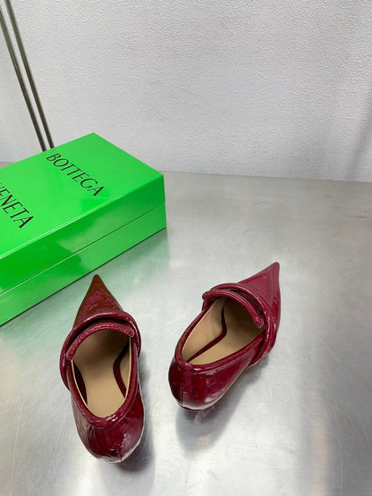 HIGH PUMP 35 MM IN SCARLET RED PATENT CALFSKIN