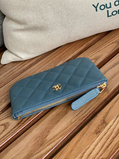 CC CLASSIC SMALL 15 ZIPPED POUCH IN TEAL GREEN GRAINED CALFSKIN