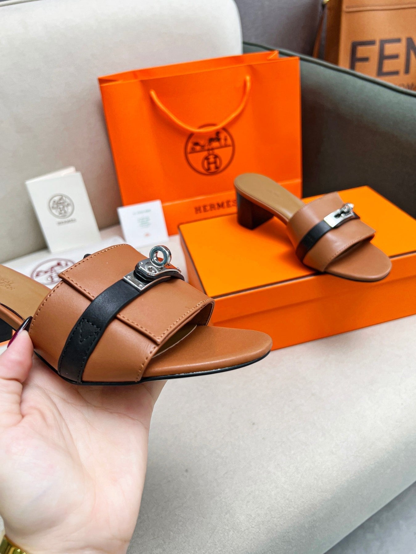 Gigi 50 Sandal Tan Black Calfskin