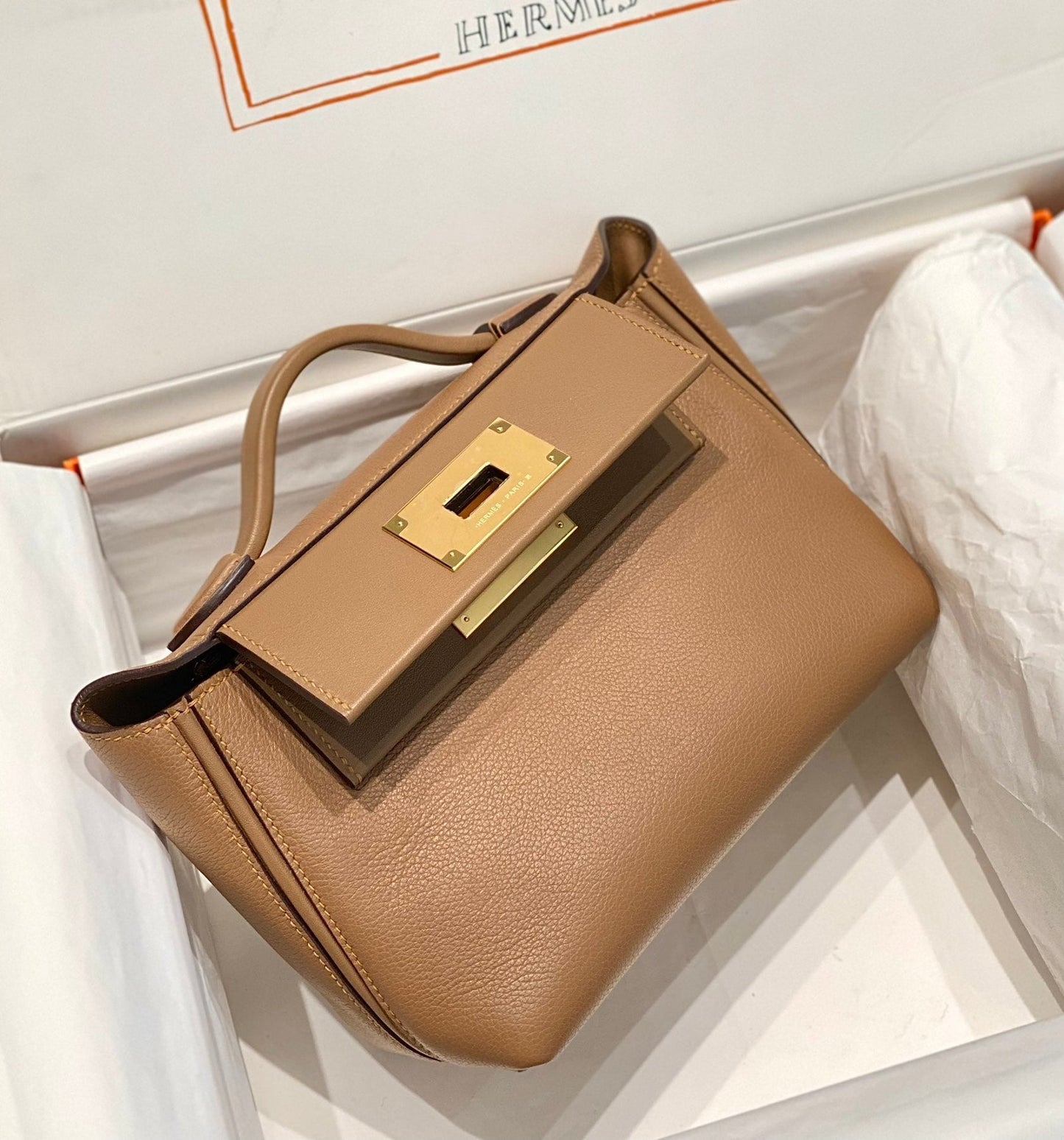 MINI 24/24 21CM IN BEIGE MARFA EVERCOLOR CALFSKIN GOLD KELLY BUCKLE