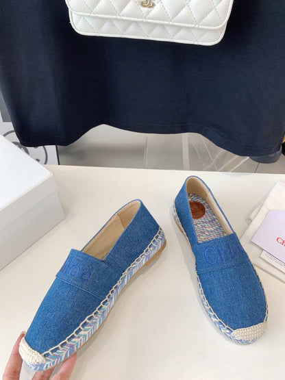 LOAFER SHOES IN CERULEAN BLUE DENIM AND WOVEN RAFFIA