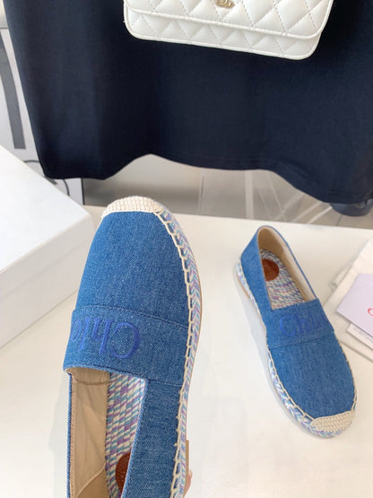 LOAFER SHOES IN CERULEAN BLUE DENIM AND WOVEN RAFFIA