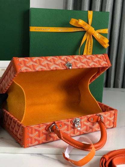 GRAND HÔTEL TRUNK BAG 24 IN ORANGE GOYARDINE CANVAS AND CALFSKIN