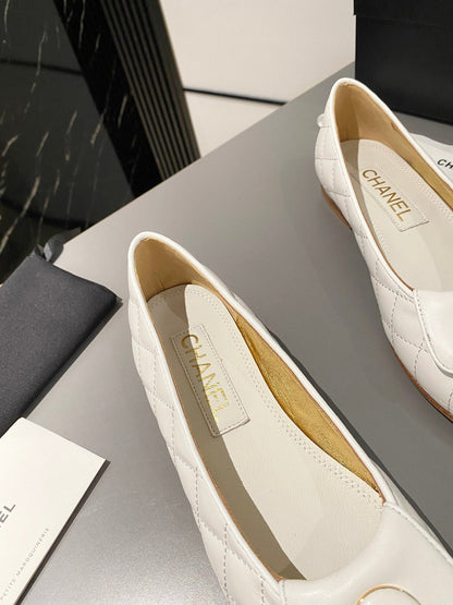 BALLET FLAT WHITE LAMBSKIN
