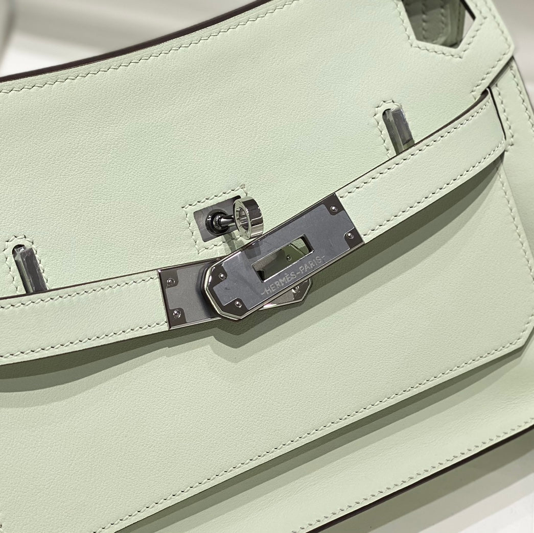HM JYPSIERE SHOULDER BAG 23 IN LIGHT GREEN CALFSKIN SILVER HARDWARE
