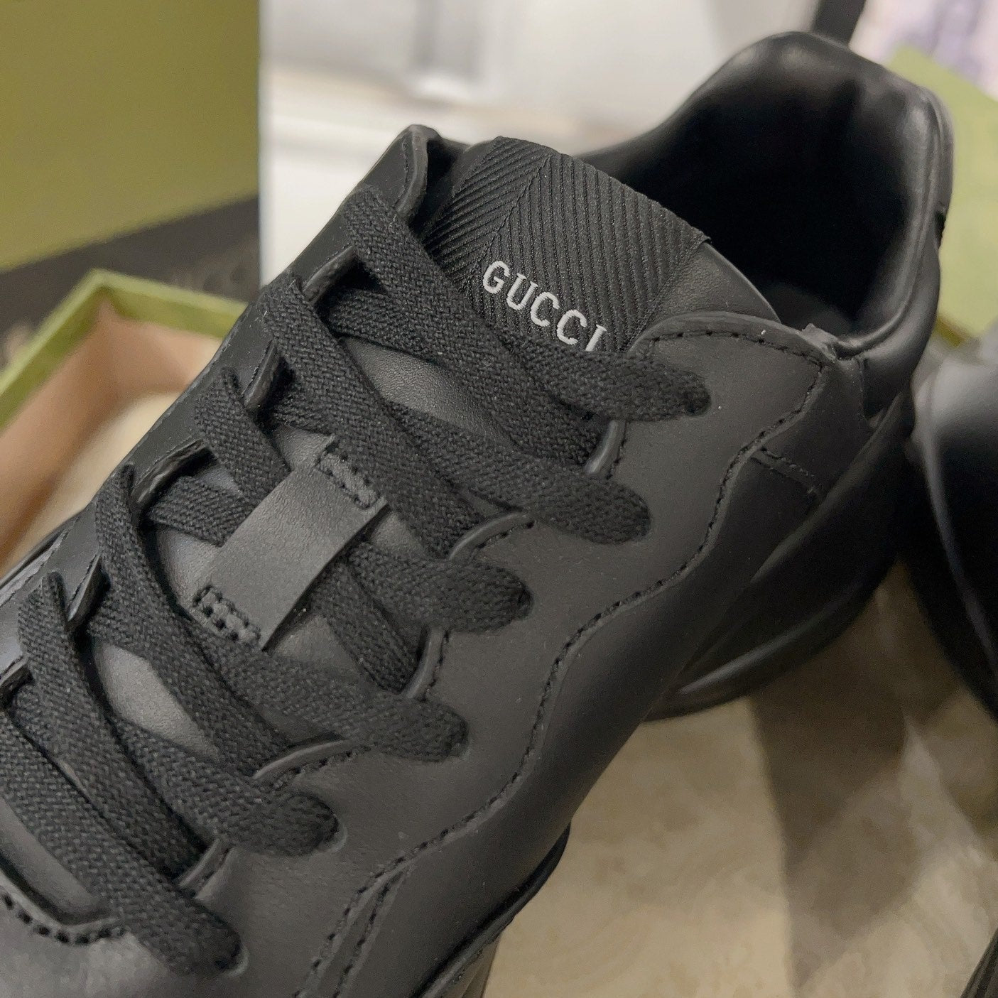 GG Rhyton Trainer Leather Black