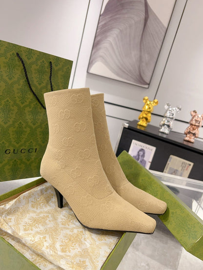ANKLE BOOTS IN BEIGE KNITTED FABRIC