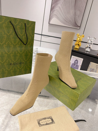 ANKLE BOOTS IN BEIGE KNITTED FABRIC