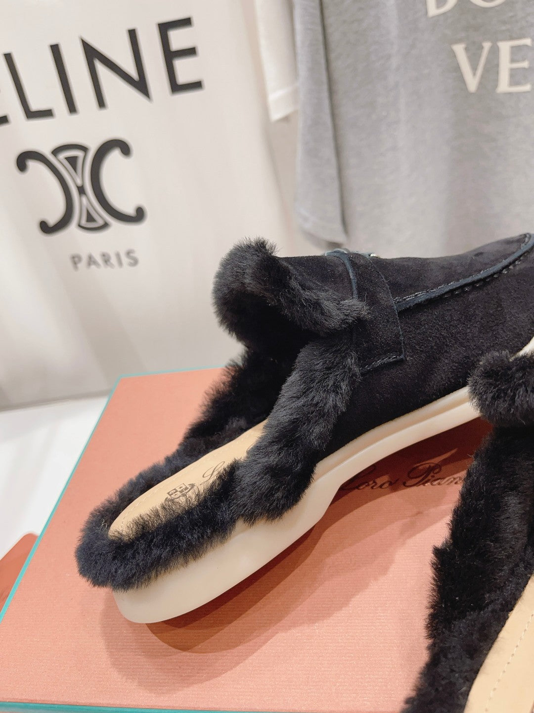 LP CHARMS WALK BABOUCHE LOAFERS BLACK FLEECE