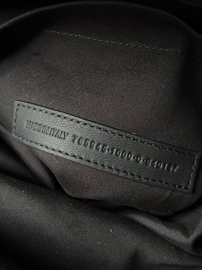 MONACO MEDIUM BAG 32 IN BLACK ARENA CALFSKIN GOLD HARDWARE