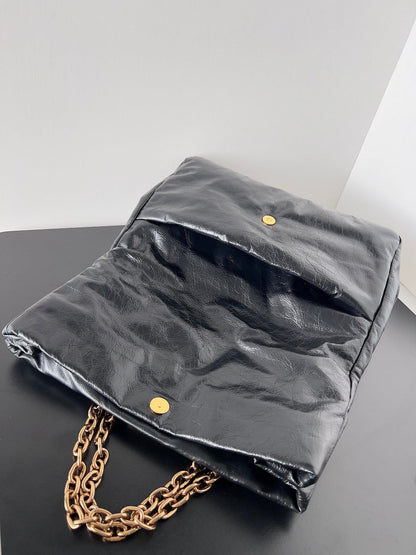 MONACO MEDIUM BAG 32 IN BLACK ARENA CALFSKIN GOLD HARDWARE
