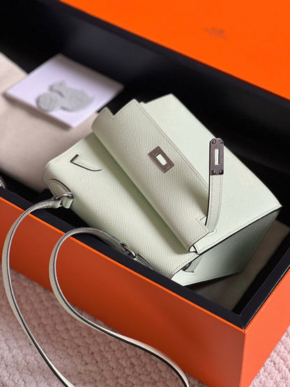 KELLY DESORDRE 20 IN WHITE EPSOM LEATHER WITH SILVER HARDWARE